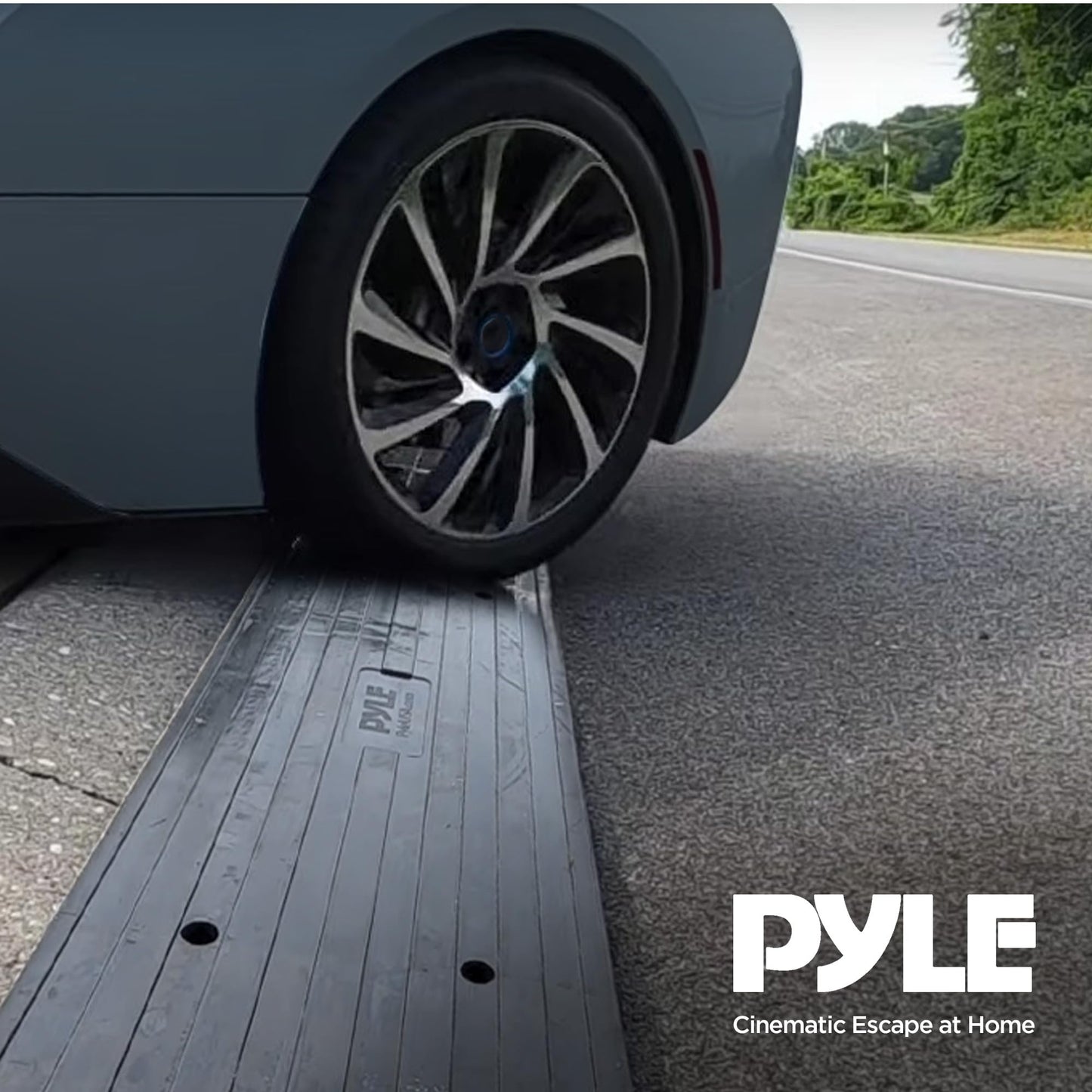 Car Driveway Curb Ramp - Heavy Duty Rubber Threshold Ramp - Also for Loading Dock, Garage, Sidewalk, Truck, Scooter, Bike, Motorcycle, Wheelchair Mobility & Other Vehicle - Pyle PCRBDR24