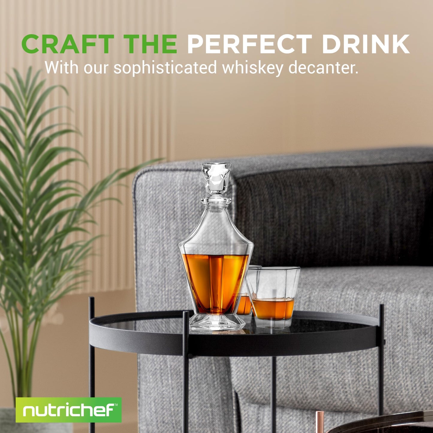 Nutrichef Whiskey Decanter - Classic Glass Liquor Decanter w/ Weighted Bottom, Cadeau Homme, Best Gifts for Husband, Easy to Clean, BPA Free, 850 ml