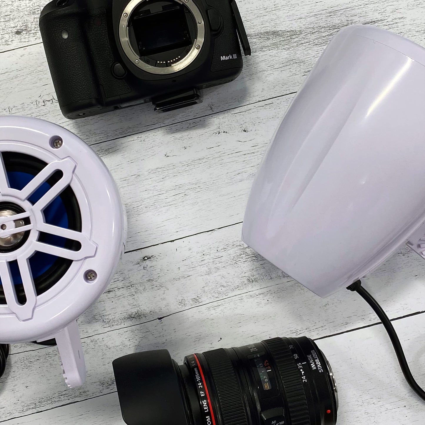 Pyle 4” Waterproof Off-Road Speakers - 150W 2-Way Marine Woofer Sound System w/ 360° Rotatable Bracket, Full Range Outdoor Audio Stereo Speaker for Motorcycle ATV Jeep Boat, Includes Brackets (White)