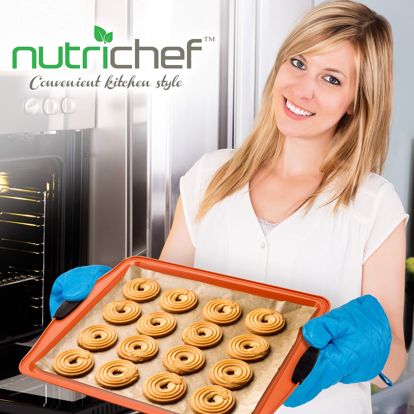 NutriChef 3 Piece Baking Pan Set - PFOA, PFOS, PTFE Free Flexible Nonstick Carbon Steel Bakeware Set - Home Kitchen Bake Pan Cookie Sheet Stackable Baking Tray Set w/Black Silicone Handles NCSBS3S45