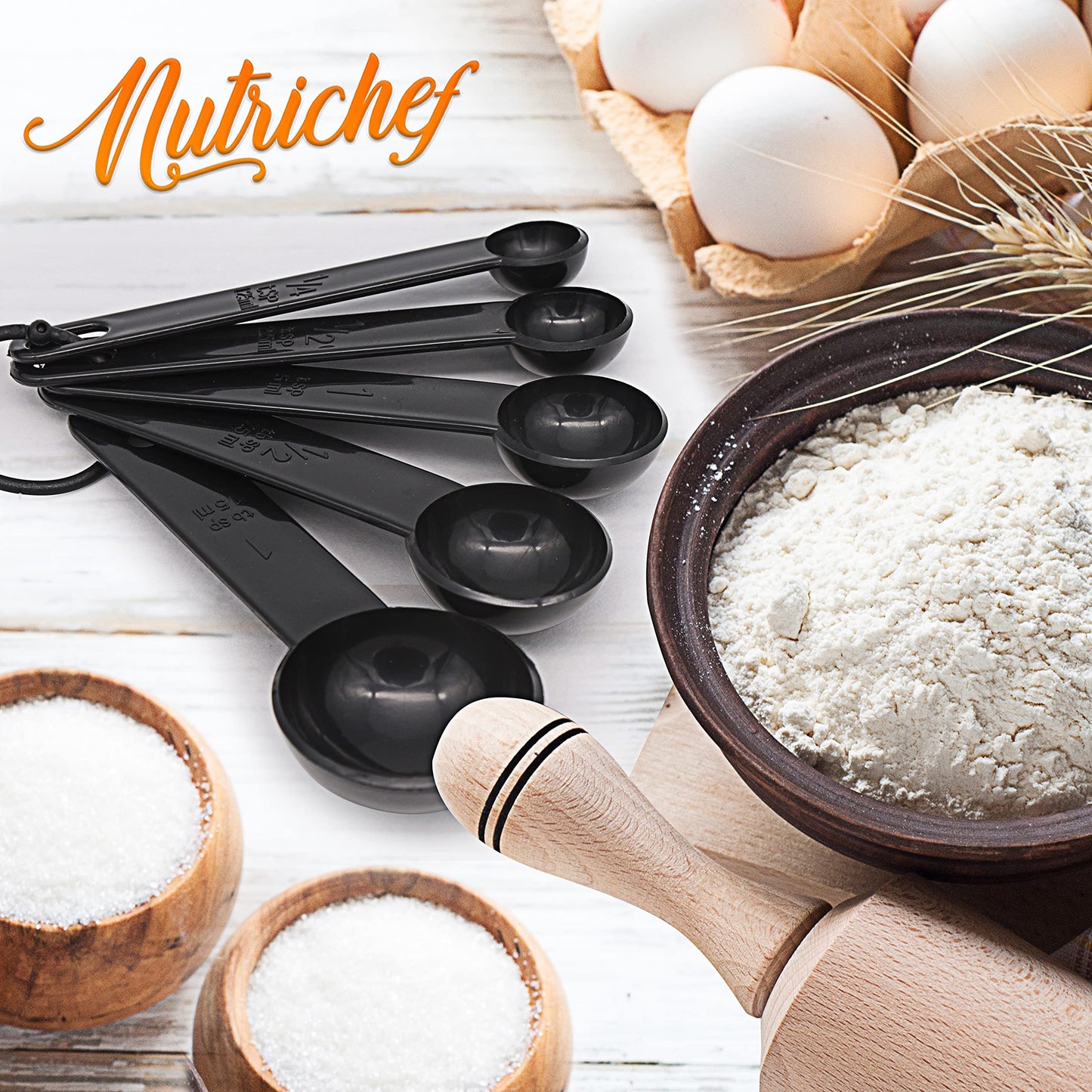 NutriChef 5-Piece Plastic Measuring Spoons Set - Heavy Duty Round Shaped Classic Kitchen Measuring Spoon for Dry or Liquid Ingredients, Teaspoon and Tablespoon Set w/ Metric & US Measurement NCMMS5
