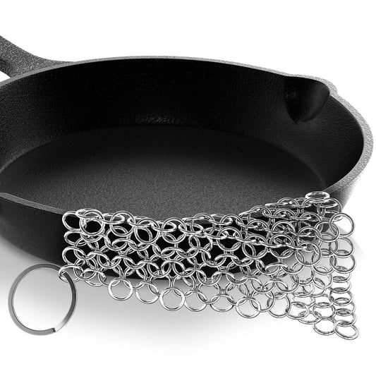 NutriChef Stainless Steel Cast Iron Cleaner - 3.94"x3.94" Rustproof Dishwasher Safe Chainmail Metal Scraper Cleaning Tool for Preseasoned Pans, Pot, Dutch Oven, Skillet, Wok, Waffle Iron