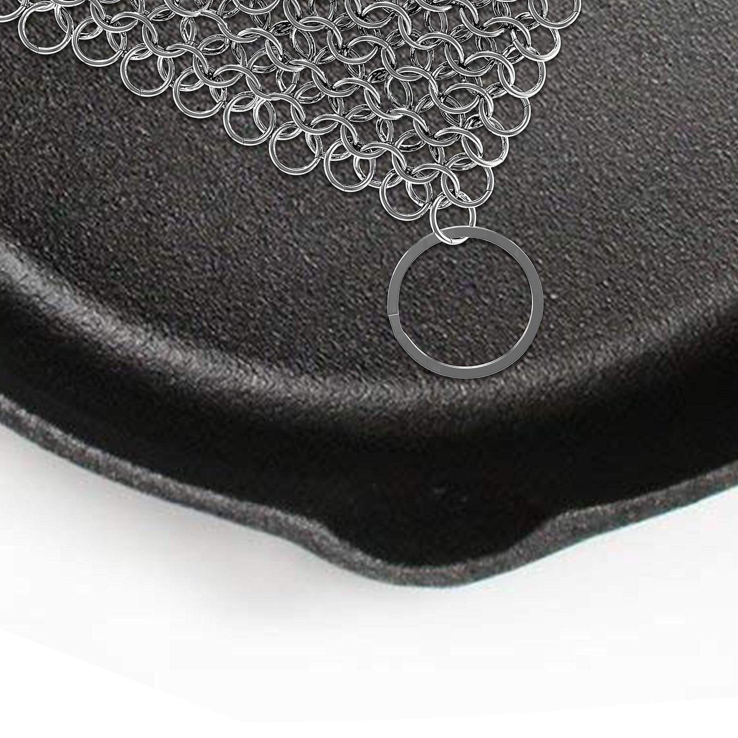 NutriChef Stainless Steel Cast Iron Cleaner - 3.94"x3.94" Rustproof Dishwasher Safe Chainmail Metal Scraper Cleaning Tool for Preseasoned Pans, Pot, Dutch Oven, Skillet, Wok, Waffle Iron