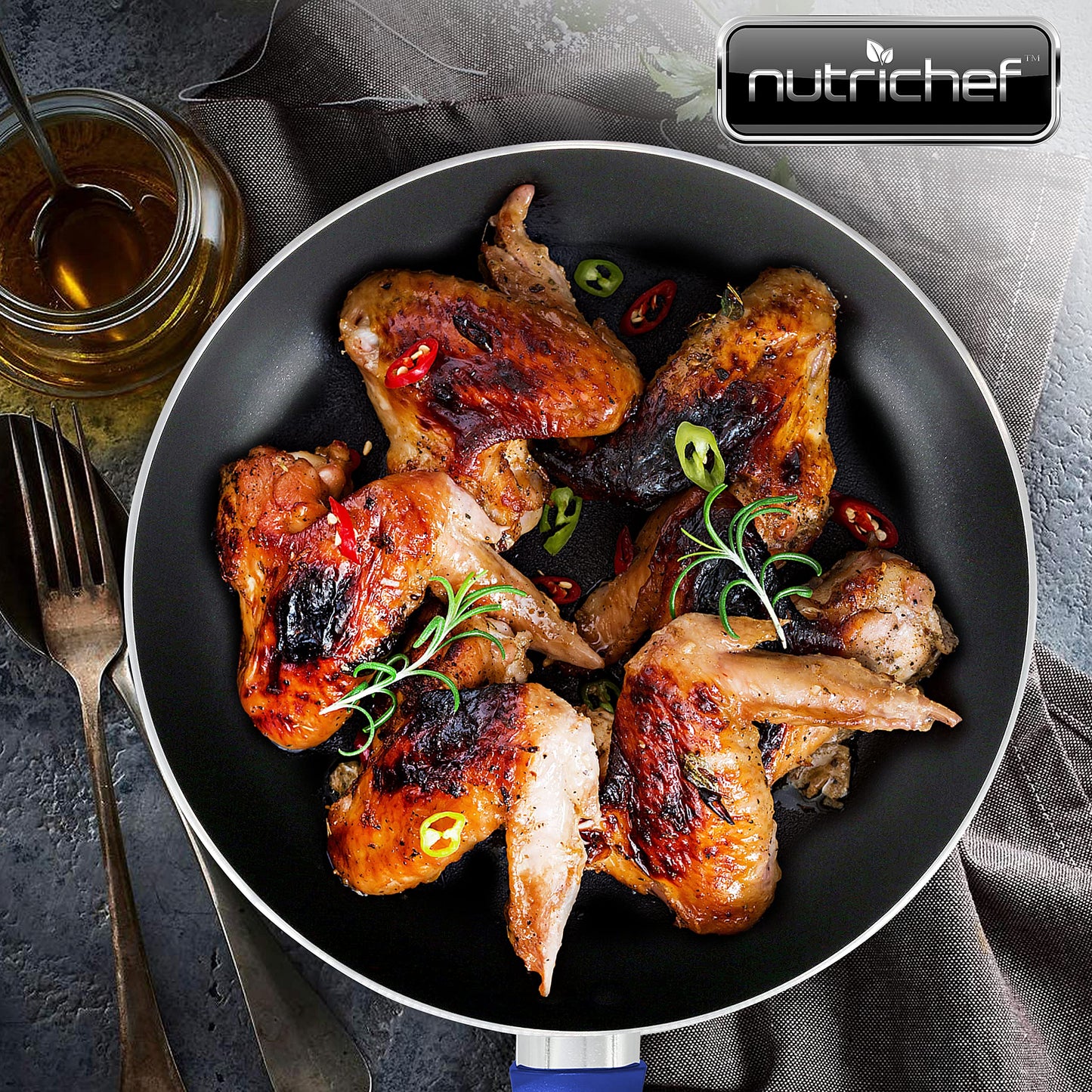 NutriChef 8'' Medium Open Fry Pan-Non-Stick High-Qualified Kitchen Cookware with Black Inside and Blue Outside(Works with Model: NCCWA13BU)